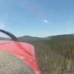【動画】小型飛行機墜落の瞬間をコックピットからとらえた衝撃映像
