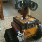 【動画】ロボット愛好家が実物大ウォーリーを作成、見た目や動きがリアルですごい！