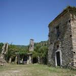 【画像】イタリア南部の廃墟村、時間に置き去りにされたゴーストタウンの風景