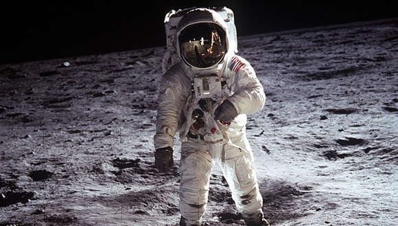 宇宙飛行士はボーイスカウトから始まる 月面歩いた12人中11人がスカウト出身 E Storypost