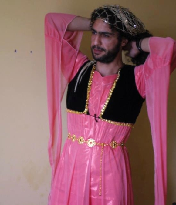 クルド人　女装キャンペーン11