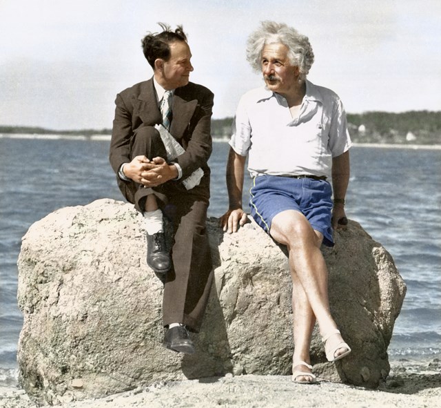 カラー化写真　アインシュタイン