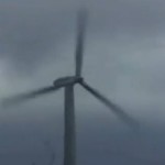 【動画】風車の回転が速すぎるとこうなる