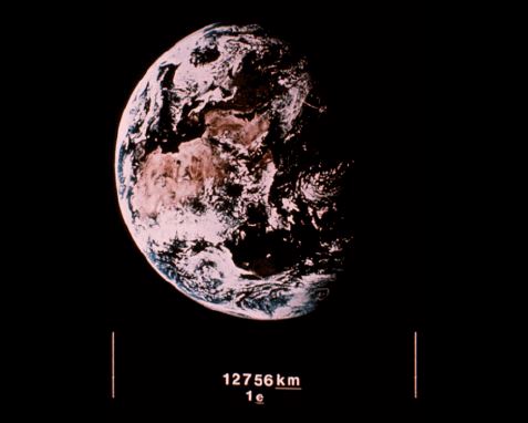 ボイジャー探査機のレコード盤 写真 地球