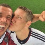 ワールドカップ決勝、ドイツのポドルスキ選手が「自分撮り」で優勝をお祝い