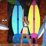 【GIF】スーパーボウル2015のハーフタイムショーは「サメ」が主役に