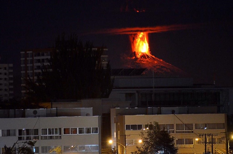 チリ　噴火2