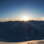 【動画】太陽が沈まない土地： 北極白夜の24時間タイムラプス