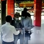 【動画】「強盗お断り！」、メキシコの銀行が咄嗟の機転で強盗を阻止